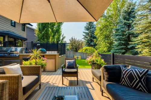191 Canterville Drive Sw, Calgary, AB - Outdoor With Deck Patio Veranda With Exterior