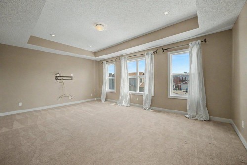 64 Copperpond Terrace Se, Calgary, AB - Indoor Photo Showing Other Room