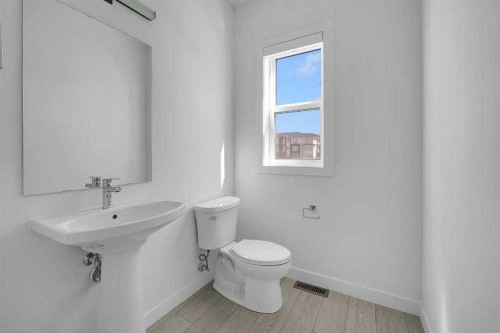 693 Savanna Boulevard Ne, Calgary, AB - Indoor Photo Showing Bathroom