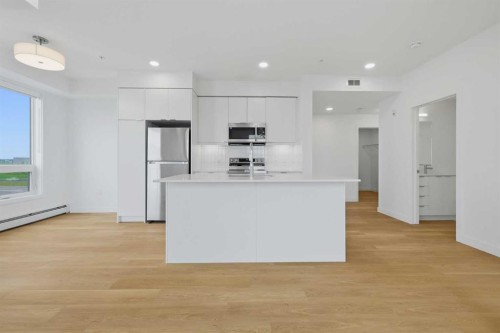 1301-8500 19 Avenue, Calgary, AB - Indoor Photo Showing Kitchen With Upgraded Kitchen