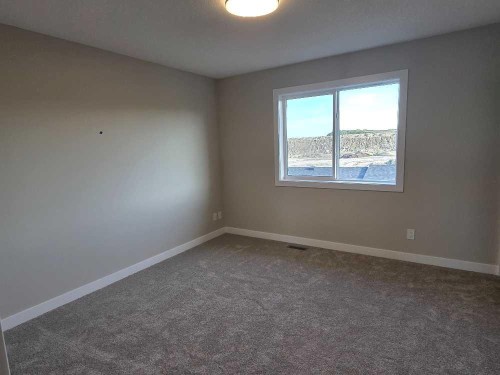 187 Lanark Gate Se, Airdrie, AB 