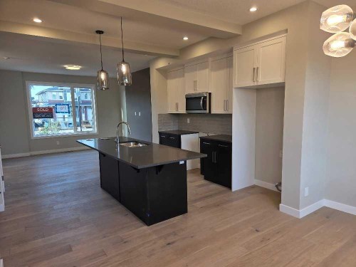 187 Lanark Gate Se, Airdrie, AB 