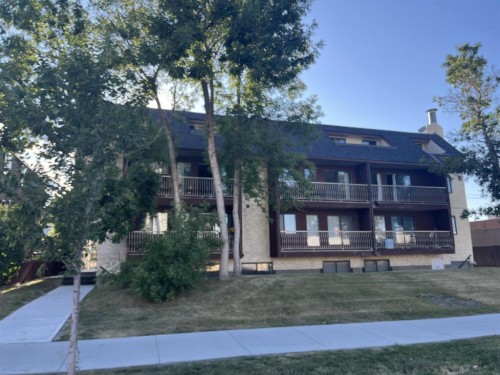 404-1113 37 Street SW Calgary, AB T3C 1S5