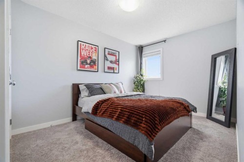 1-2432 24A Street Sw, Calgary, AB - Indoor Photo Showing Bathroom