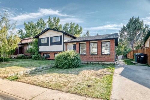 179 Deer Ridge Way Se, Calgary, AB - Outdoor