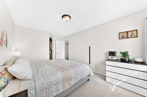 53 Tuscany Springs Heights Nw, Calgary, AB - Indoor Photo Showing Bedroom