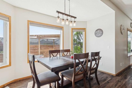 16 Henderson Bay Ne, Langdon, AB - Indoor Photo Showing Dining Room