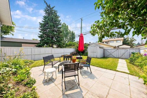 4325 70 Street Nw, Calgary, AB - Outdoor