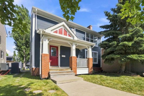 87 Couture Crescent Sw, Calgary, AB - Outdoor With Facade