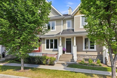 2630 Mclean Avenue Sw, Calgary, AB - Outdoor With Deck Patio Veranda With Facade