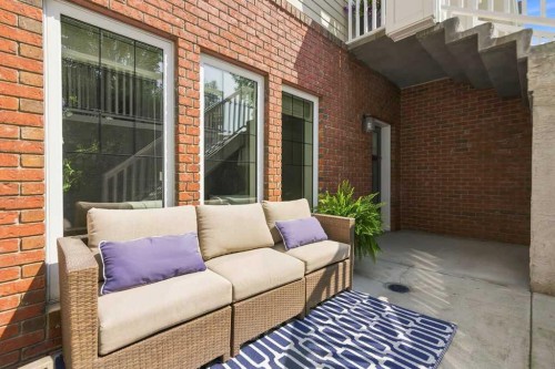2630 Mclean Avenue Sw, Calgary, AB - Outdoor With Exterior