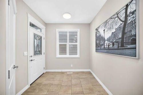 82 Nolanhurst Rise Nw, Calgary, AB - Indoor Photo Showing Other Room