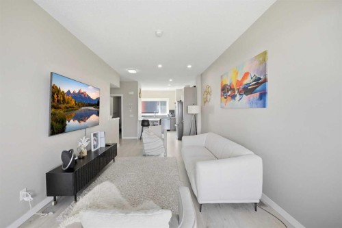 904-218 Sherwood Square Nw, Calgary, AB - Indoor