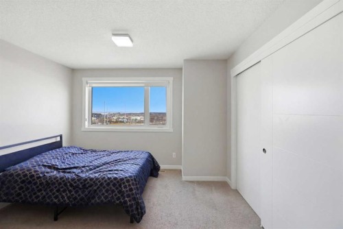 904-218 Sherwood Square Nw, Calgary, AB - Indoor Photo Showing Bedroom