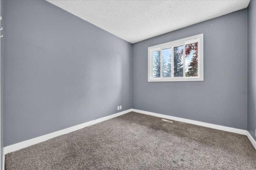 136 Templeview Place Ne, Calgary, AB - Indoor Photo Showing Other Room