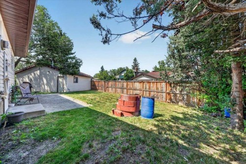 136 Templeview Place Ne, Calgary, AB - Outdoor
