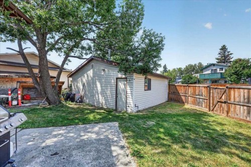 136 Templeview Place Ne, Calgary, AB - Outdoor