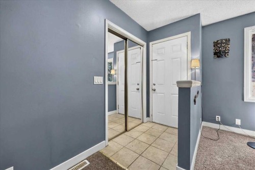 136 Templeview Place Ne, Calgary, AB - Indoor Photo Showing Other Room