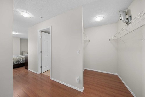 2321-700 Willowbrook Road Nw, Airdrie, AB - Indoor