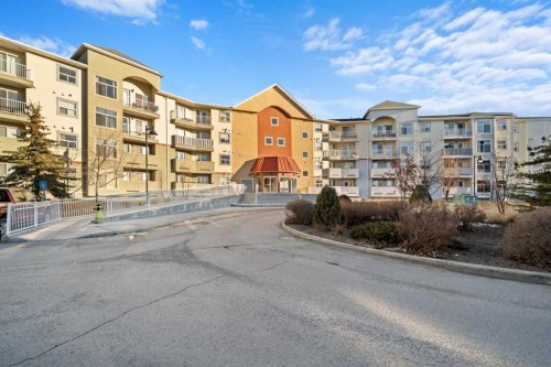 2321-700 Willowbrook Road Nw, Airdrie, AB - Outdoor With Balcony With Facade