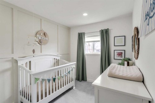 59 Rivercroft Close Se, Calgary, AB - Indoor Photo Showing Bedroom