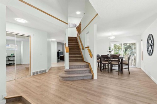 14125 Evergreen Street Sw, Calgary, AB - Indoor Photo Showing Other Room
