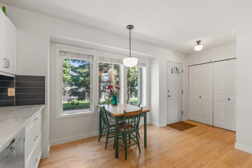 472 Regal Park Ne, Calgary, AB - Indoor