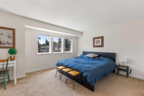 472 Regal Park Ne, Calgary, AB - Indoor Photo Showing Bedroom