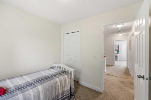 472 Regal Park Ne, Calgary, AB - Indoor Photo Showing Bedroom
