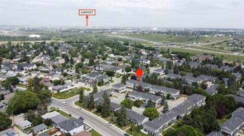472 Regal Park Ne, Calgary, AB - Outdoor With View