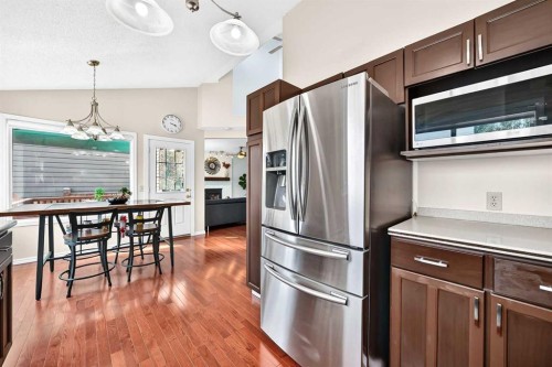 144 Riverstone Crescent Se, Calgary, AB - Indoor