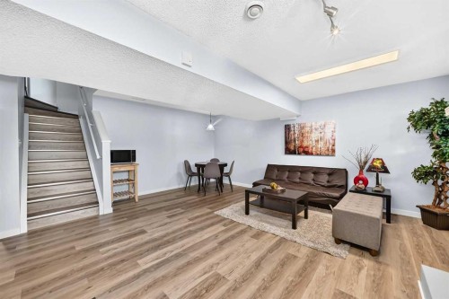 144 Riverstone Crescent Se, Calgary, AB - Indoor