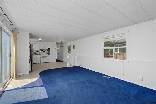 145 Spring Haven Mews Se, Airdrie, AB - Indoor Photo Showing Other Room