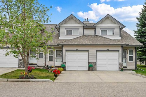 160 Millview Green Sw, Calgary, AB - Outdoor With Facade