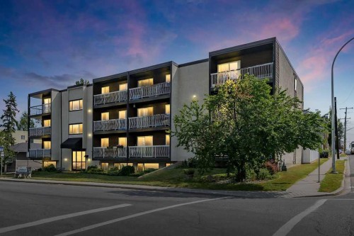 402-2140 17A Street SW Calgary, AB T2T 4R8