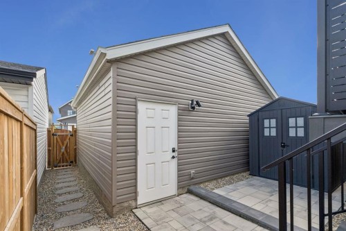 125 Rochester Way Nw, Calgary, AB - Outdoor With Exterior