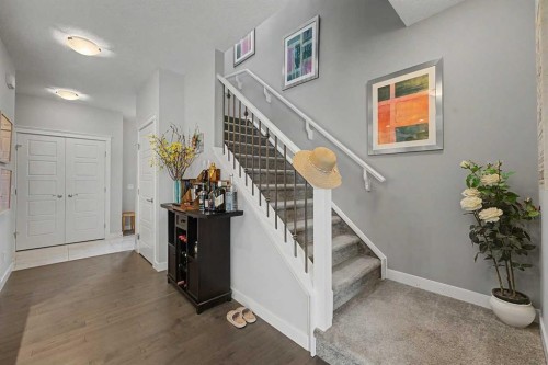 605 Nolan Hill Boulevard Nw, Calgary, AB - Indoor Photo Showing Other Room