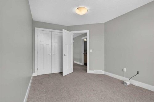 3318 Centre B Street Nw, Calgary, AB - Indoor Photo Showing Other Room