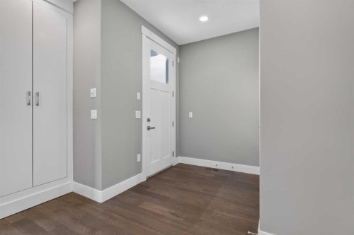 3318 Centre B Street Nw, Calgary, AB - Indoor Photo Showing Other Room
