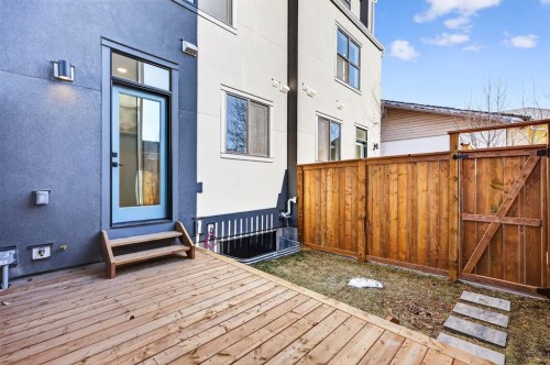643 53 Avenue Sw, Calgary, AB - Outdoor With Deck Patio Veranda With Exterior