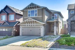 92 Cougar Ridge Close SW Calgary, AB T3H 0V4
