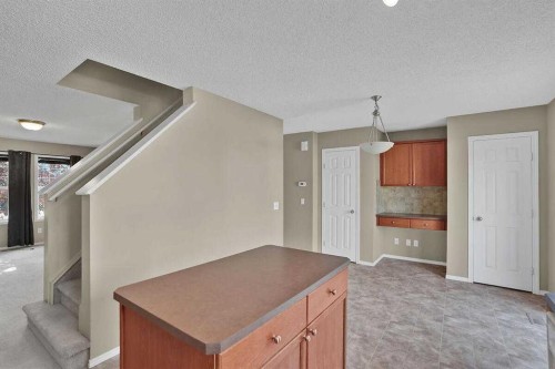 706 Everridge Drive Sw, Calgary, AB - Indoor