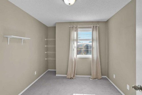 706 Everridge Drive Sw, Calgary, AB - Indoor