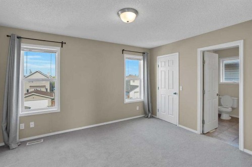 706 Everridge Drive Sw, Calgary, AB - Indoor Photo Showing Other Room