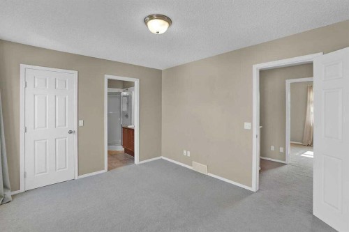 706 Everridge Drive Sw, Calgary, AB - Indoor