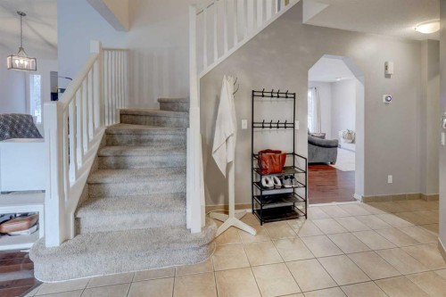 215 Arbour Ridge Way Nw, Calgary, AB - Indoor Photo Showing Other Room