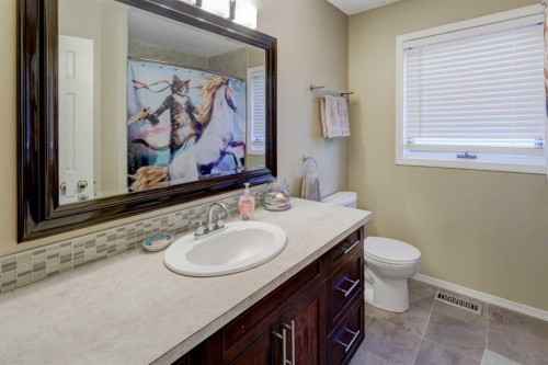 215 Arbour Ridge Way Nw, Calgary, AB - Indoor Photo Showing Bathroom