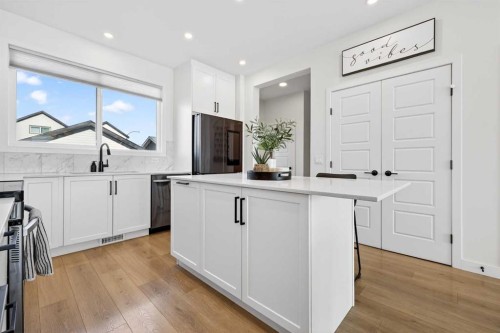 87 Heirloom Boulevard Se, Calgary, AB - Indoor Photo Showing Kitchen