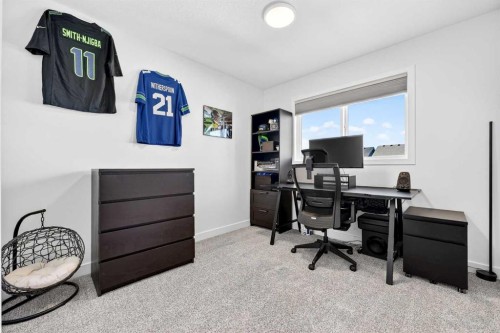 87 Heirloom Boulevard Se, Calgary, AB - Indoor Photo Showing Office
