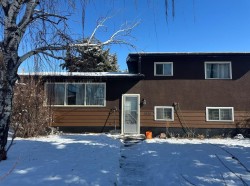 2028 43 Street SE Calgary, AB T2B 1H3